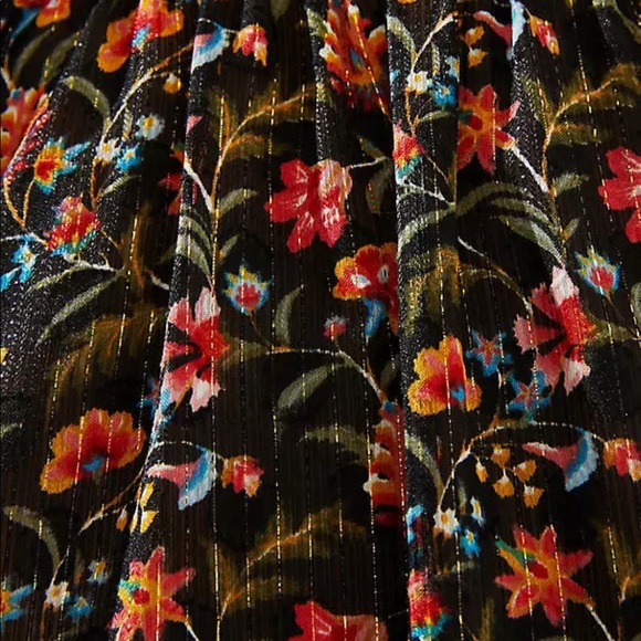 LOFT Floral Tie Back Blouse NWT - Picture 4 of 4